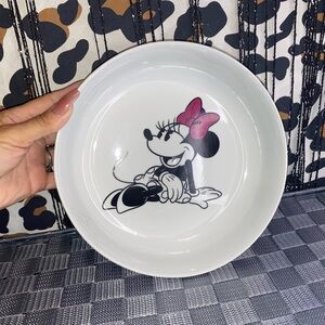 MINNIE MOUSE DISNEY LARGE BOWL